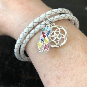 NWT Autism White Leather Wrap Bracelet!